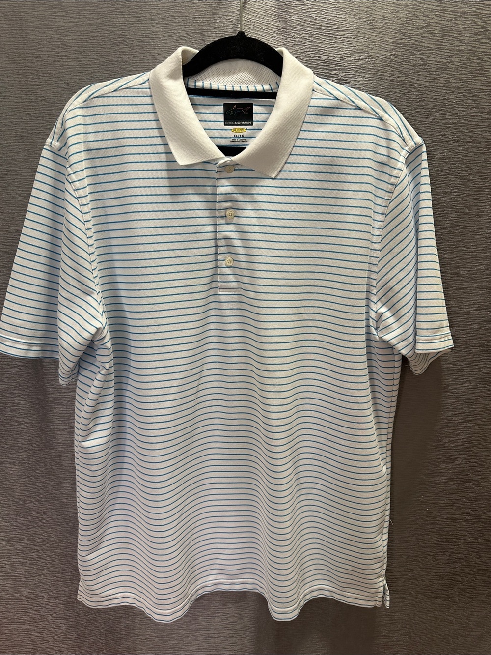 Greg Norman Play Dry Men’s XL Golf Polo White Blue Striped Shark Logo